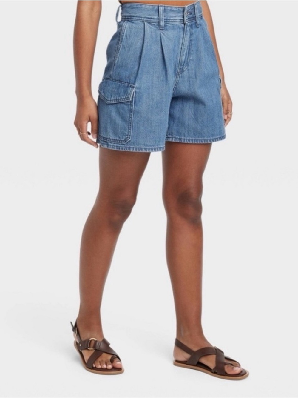 Universal Thread High Rise Denim
Shorts With Cargo Pockets